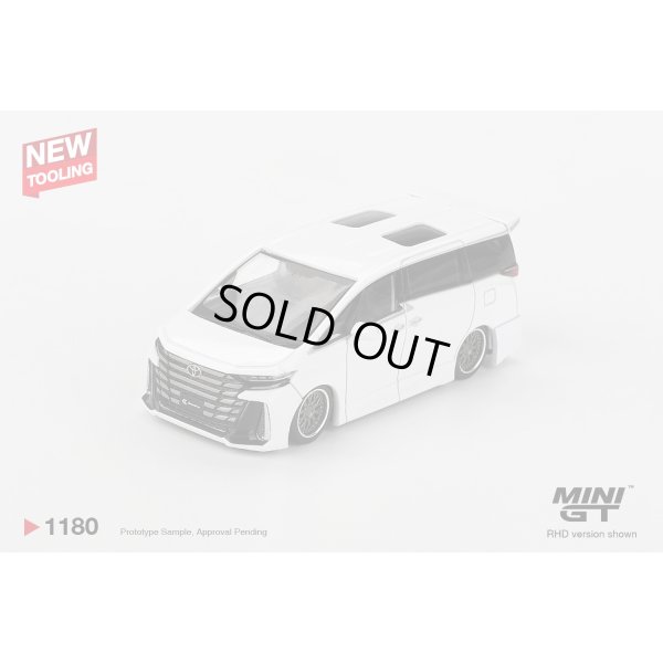 画像2: MINI GT 1/64 Toyota Vellfire 40 KUHL White (LHD)