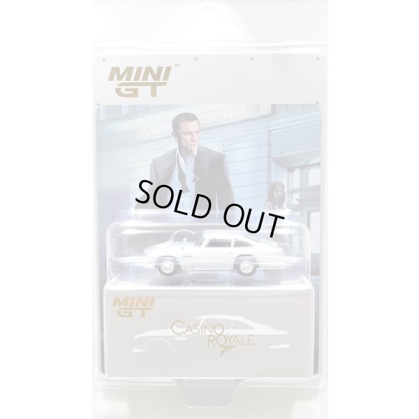 画像1: MINI GT 1/64 Aston Martin DB5 "Casino Royale" (2006) English Packaging