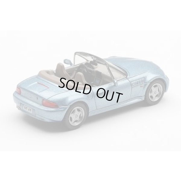 画像3: MINI GT 1/64 BMW Z3 "GoldenEye" English Edition Package