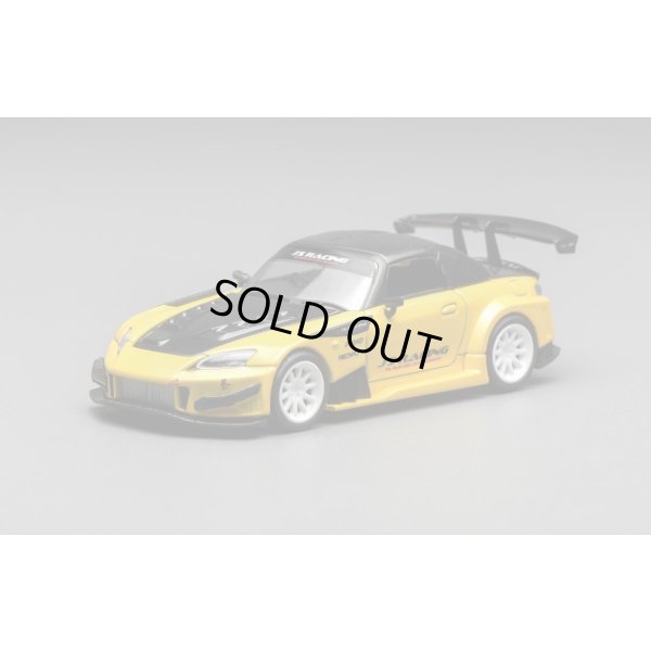 画像1: MOTORHELIX 1/64 Honda S2000 J's Racing New Indy Yellow Pearl