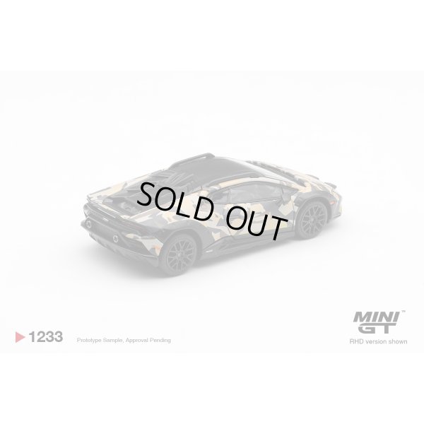 画像6: MINI GT 1/64 Lamborghini Huracán Sterrato All-Terrain Set (LHD)