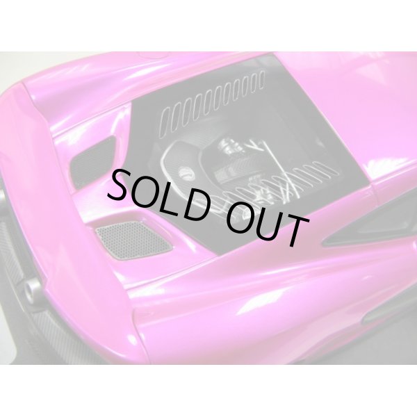 画像5: 1/18 McLaren 675 LT 2015 Flash Pink Carbon fiber pack Limited 25 pcs. (5)