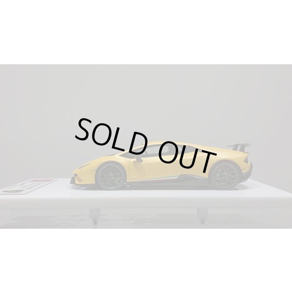 画像2: EIDOLON 1/43 Lamborghini Huracan Performante 2017 Mat Grande Giallo Pearl Limited 20pcs. (2)