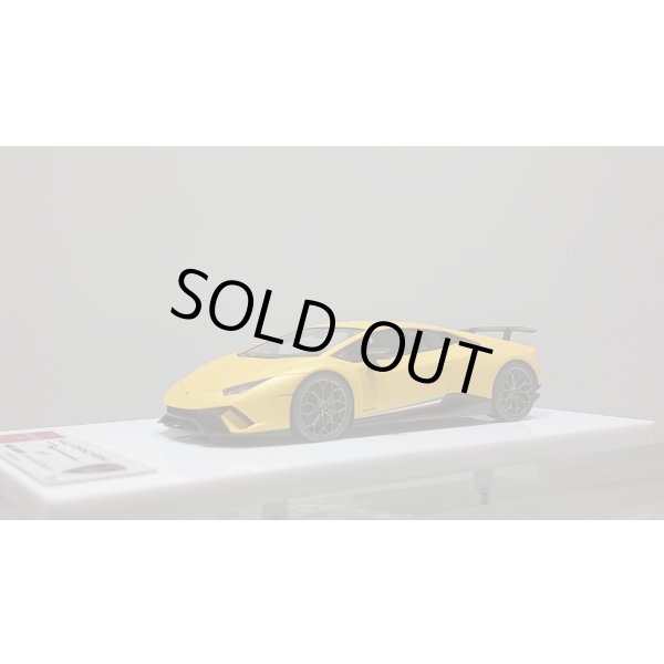 画像1: EIDOLON 1/43 Lamborghini Huracan Performante 2017 Mat Grande Giallo Pearl Limited 20pcs. (1)