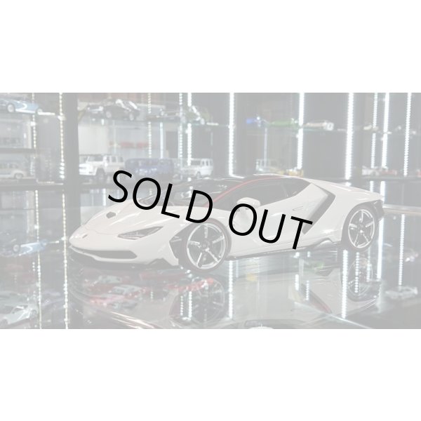 画像1: Autoart 1/18 Lamborghini Centenario BIANCO ISIS/SOLID WHITE (1)