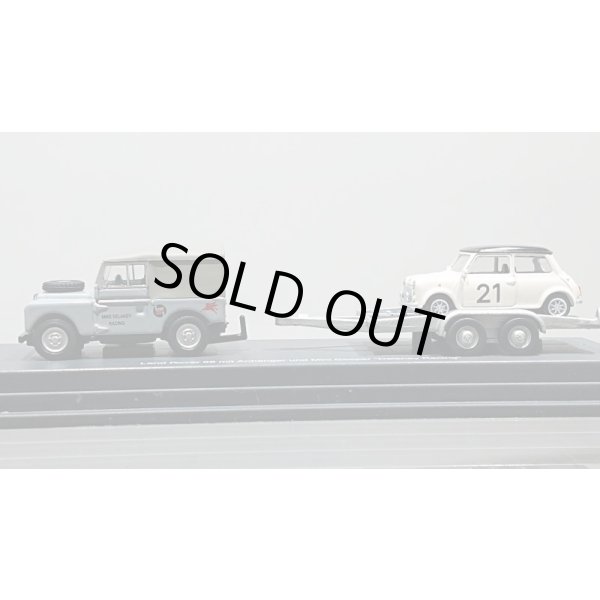 画像2: Schuco 1/87 Land Rover 88 mit Anhanger und Mini Cooper "Delaney Racing" (2)