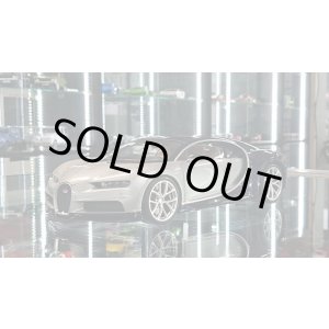 画像: Autoart 1/18 BUGATTI Chiron Silver/Dark Blue