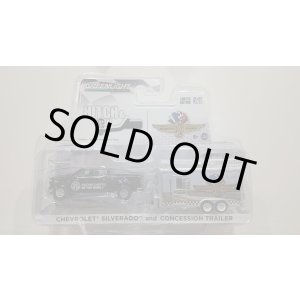 画像: GREEN LiGHT 1:64 HITCH&TOW INDIANAPOLIS CHEVROLET SILVERAD  AND CONCESSION TRAILER