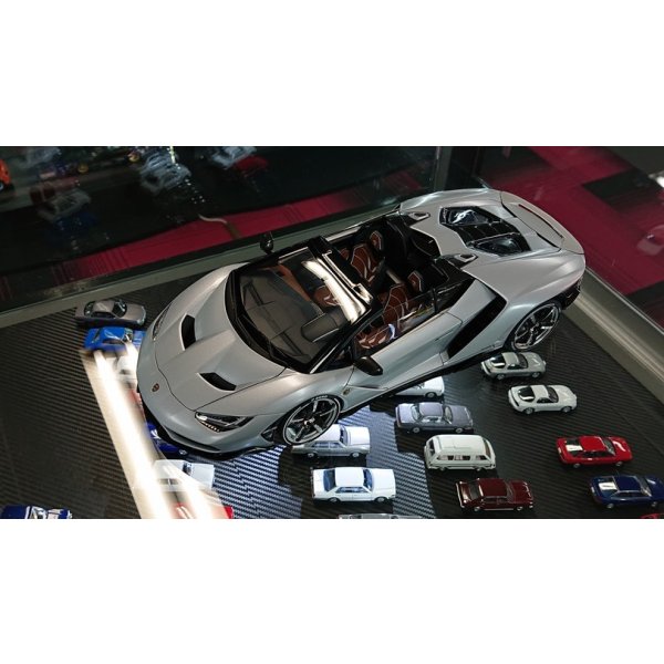 画像4: Autoart 1/18 Lamborghini Centenario Roadster Matt Silver (4)