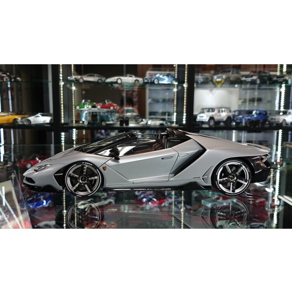 画像2: Autoart 1/18 Lamborghini Centenario Roadster Matt Silver (2)