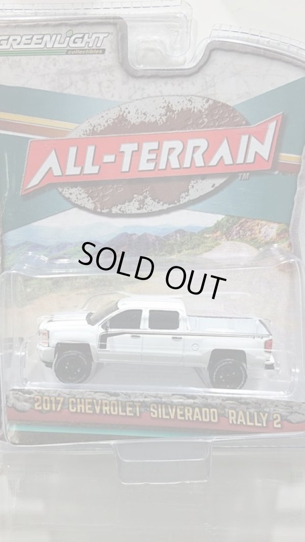 画像1: GREEN LIGHT 1:64 ALL TERRAIN Series 8 '17 CHEVROLET SILVERADO RALLY 2 (1)