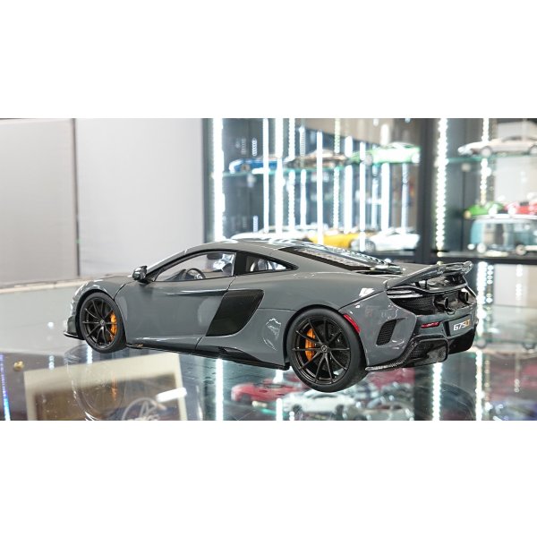 画像3: Autoart 1/18 McLAREN 675LT Gray (3)