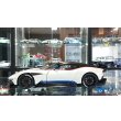 画像2: Autoart 1/18 ASTON MARTIN VULCAN Stratus White / Blue & Red Stripes (2)