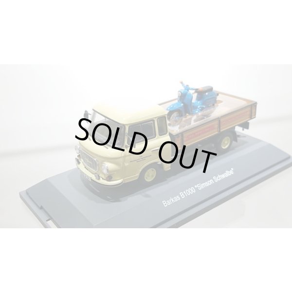 画像5: Schuco 1/43 Barkas B1100 Pritsche "Schwalbe - Kunrenrienst" Schwalbe KRS1 積載 (5)