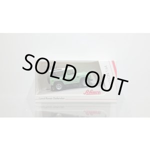 画像: Schuco 1/64 Land Rover Defender Green