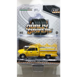画像: GREEN LiGHT 1:64 Dually Drivers Series 2 '18 Ram 3500 Dually Service Bed with Ladder Rack