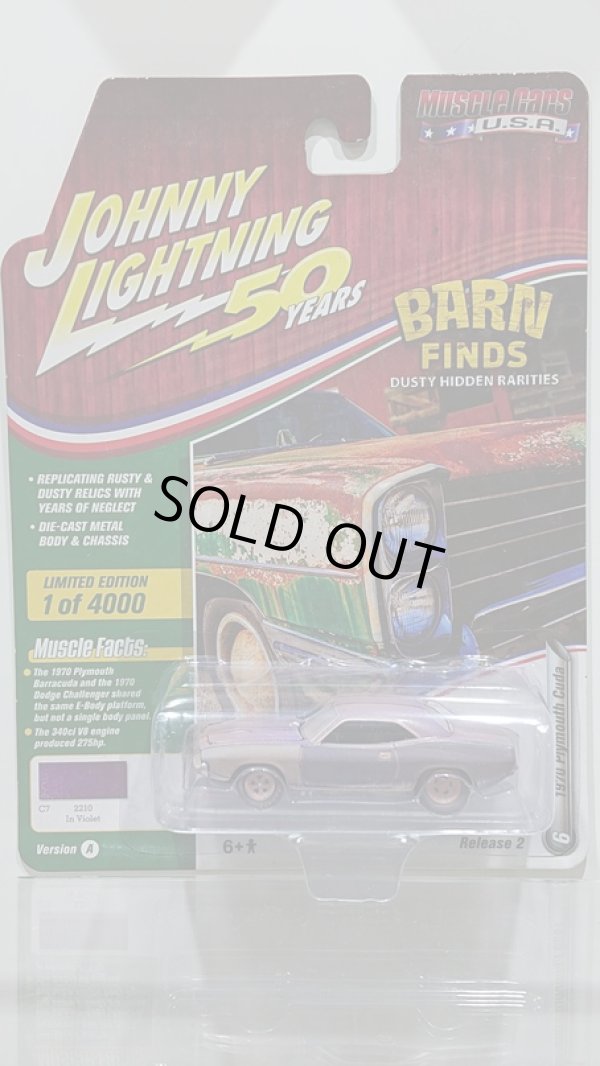 画像1: Johnny Lightning 1:64 Muscle Cars USA - Release 20-A '70 Plymouth Barracuda(Dirty) in Violet w/Gray (1)