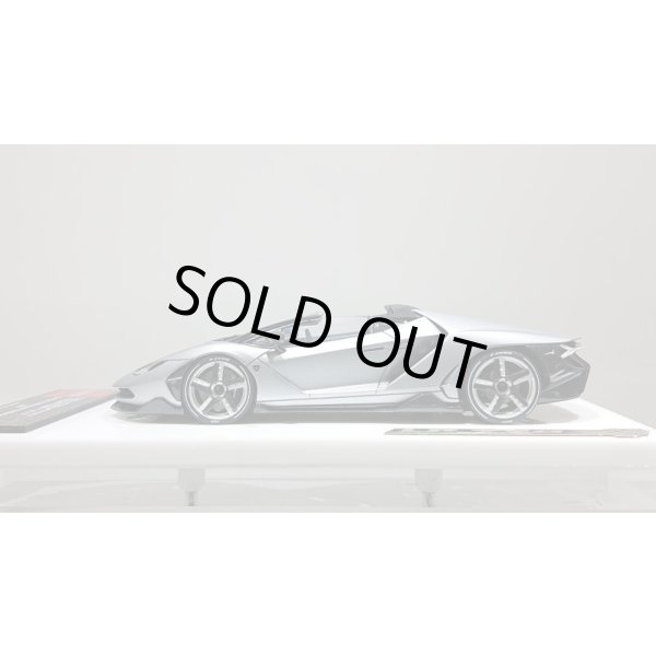 画像2: EIDOLON 1/43 Lamborghini Centenario Roadster LP770-4 The Quail, a Motorsport Gathering 2016 Limited 100pcs. (2)