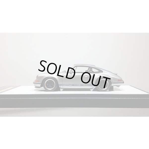 画像2: VISION 1/43 Singer 911(964) Coupe Matte Titanium Silver (with light pod) Limited 80pcs. (2)