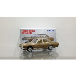 画像: TOMYTEC 1/64 Limited Vintage Neo '71 Nissan Cedric 2000GL Brown