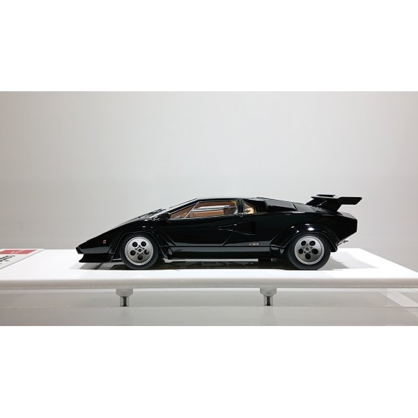 画像2: EIDOLON 1/43 Lamborghini Countach LP400S 1980 with Rear wing Black (2)