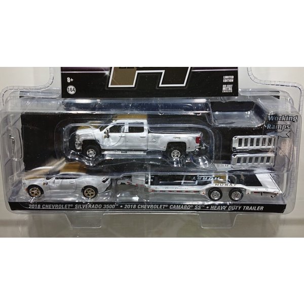 画像2: ACME 1/64 '18 Chevrolet 3500 Dually with '18 Chevrolet Camaro SS with HD Trailer - Hurst Performance (2)