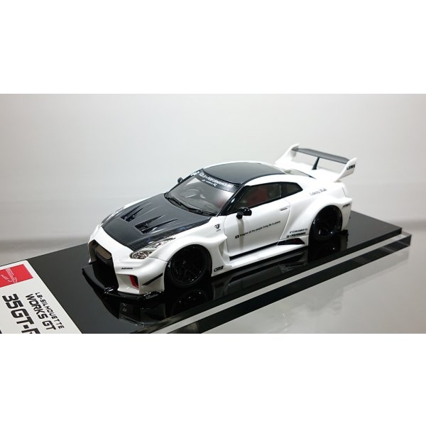 画像4: EIDOLON 1/43 LB-Silhouette WORKS GT 35GT-RR Pearl Shite Limited 120 pcs. (4)