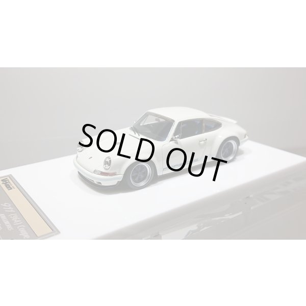 画像4: VISION 1/43 Singer Porsche 911(964) Coupe Ivory White "Newcastel" Limited 35 pcs. (4)
