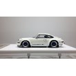 画像2: VISION 1/43 Singer Porsche 911(964) Coupe Ivory White "Newcastel" Limited 35 pcs. (2)
