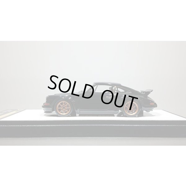 画像2: VISION 1/43 Singer 911(964) Coupe (Wing up) Black (2)