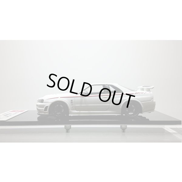 画像2: EIDOLON 1/43 NISSAN SKYLINE GT-R (BNR34) NISMO R-tune White (2)