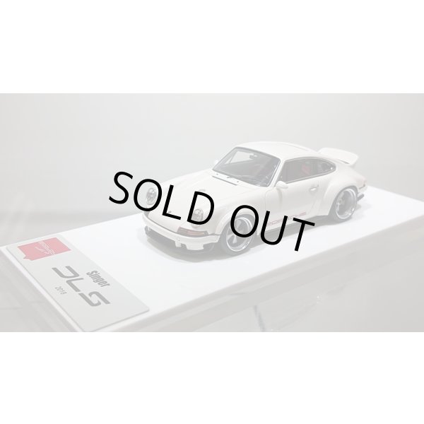 画像5: EIDOLON 1/43 Singer DLS 2018 Pearl White with Burgundy logo (5)