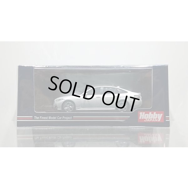 画像1: Hobby Japan 1/64 Toyota Crown 2.5L RS Advanced Hybrid Precious Silver (1)