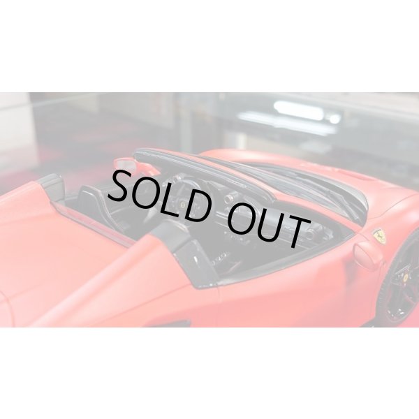 画像6: MR Collection Models 1/18 Ferrari F8 Spider Rosso F1 2019 (Matte) Limited 25pcs. (6)