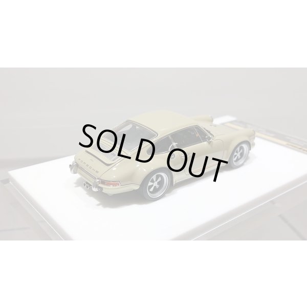 画像5: VISION 1/43 Singer Porsche 911(964) Coupe Beige "Hong Kong 6" Limited 35 pcs. (5)