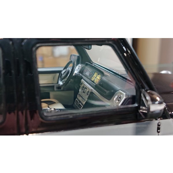 画像9: MOTOR HELIX 1/18 Mercedes AMG G63 (2019) Cigarette Edition Limited 69pcs. (9)