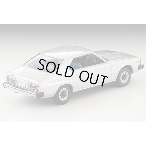 画像3: TOMYTEC 1/64 Limited Vintage NEO Nissan Skyline Hardtop 2000GT-EX '77 Silver (3)