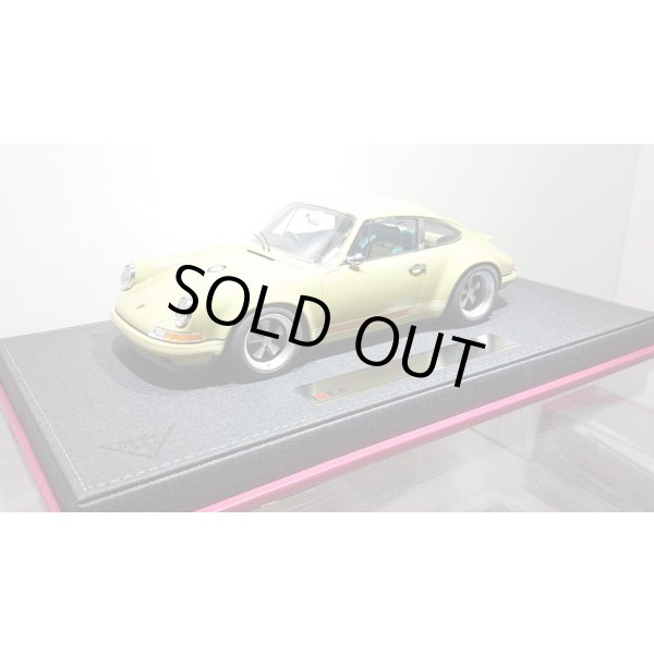 画像1: IDEA 1/18 Singer 911 (964) Coupe Pale Green (1)