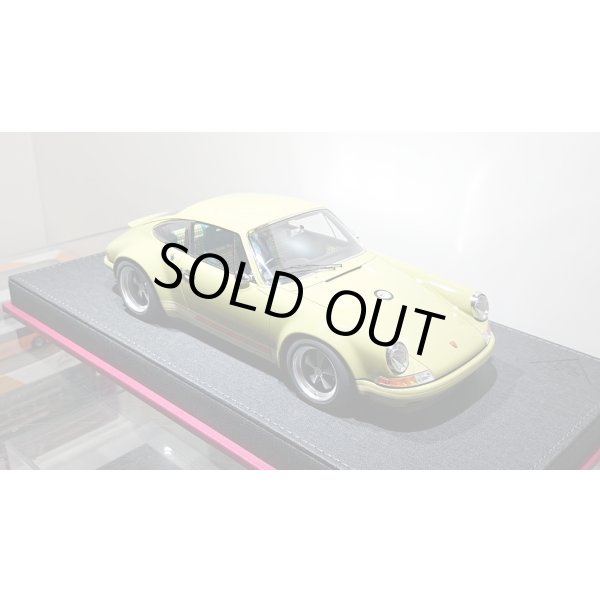 画像4: IDEA 1/18 Singer 911 (964) Coupe Pale Green (4)