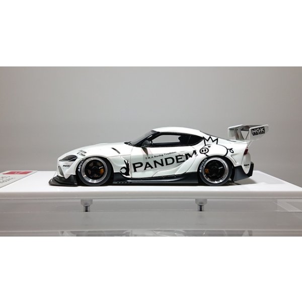 画像2: EIDOLON 1/43 PANDEM GR SUPRA Ver 1.5 2019 Pearl White (Pink Effect) Limited 120 pcs. (2)