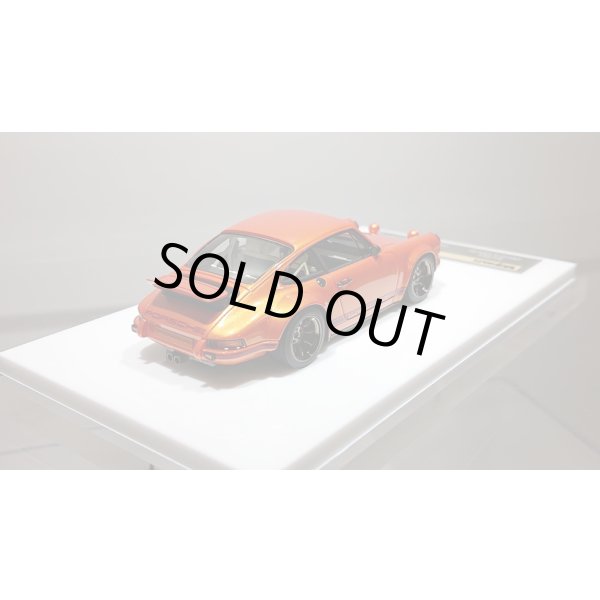 画像5: VISION 1/43 Singer Porsche 911 Wing up Ver. Arancio Pearl Limited 35 pcs. (5)