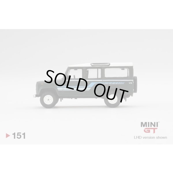 画像4: MINI GT 1/64 Laland Rover Defender 110 1985 County Station Wagon Gray (LHD) (4)