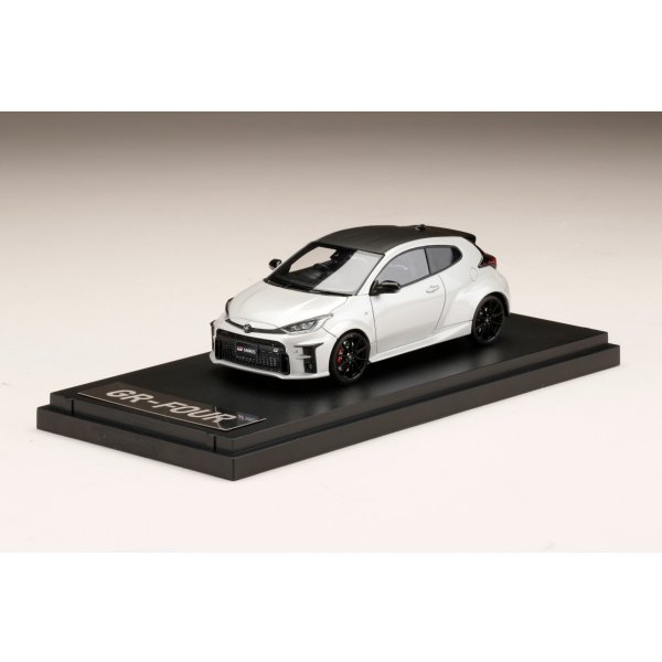 画像2: Hobby JAPAN 1/43 Toyota GR YARIS 1stEdition RZ" High-performance Platinum White Pearl Mica (2)