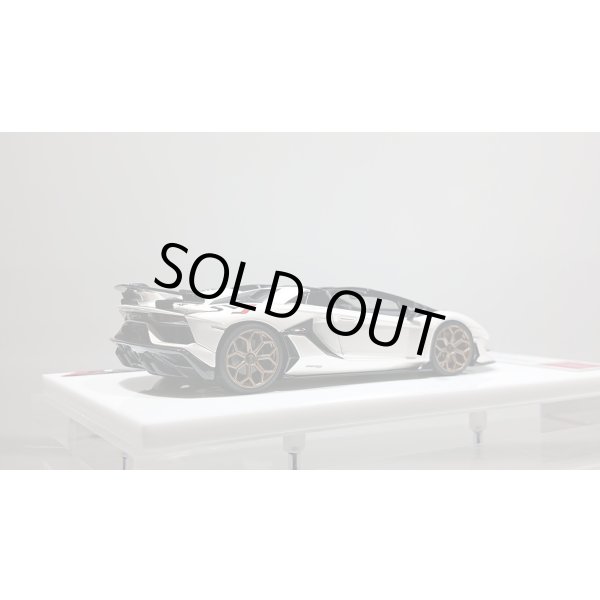 画像2: EIDOLON 1/43 Lamborghini Aventador SVJ Roadster 2019 (Leirion wheel) Pearl White (Style Package) Limited 80 pcs. (2)