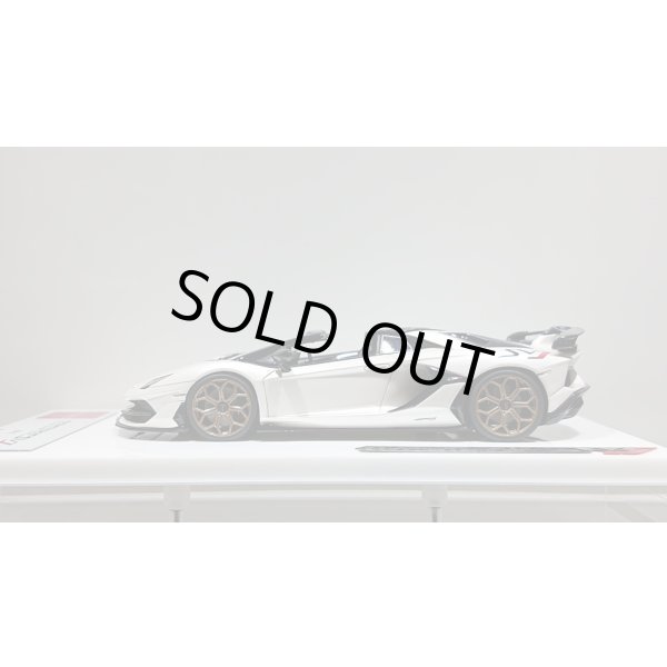 画像5: EIDOLON 1/43 Lamborghini Aventador SVJ Roadster 2019 (Leirion wheel) Pearl White (Style Package) Limited 80 pcs. (5)