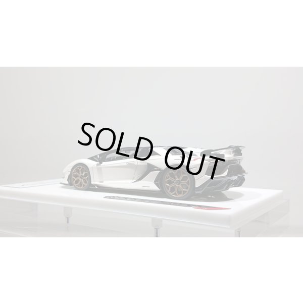 画像4: EIDOLON 1/43 Lamborghini Aventador SVJ Roadster 2019 (Leirion wheel) Pearl White (Style Package) Limited 80 pcs. (4)