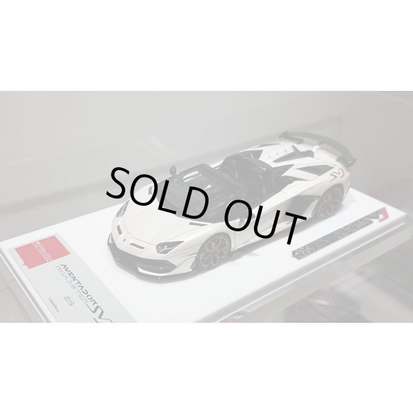 画像9: EIDOLON 1/43 Lamborghini Aventador SVJ Roadster 2019 (Leirion wheel) Pearl White (Style Package) Limited 80 pcs. (9)
