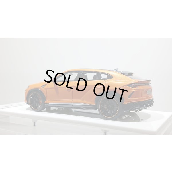 画像3: EIDOLON 1/43 Lamborghini URUS Pearl Capsule 2020 Arancio Borealis (Pearl Orange) (3)