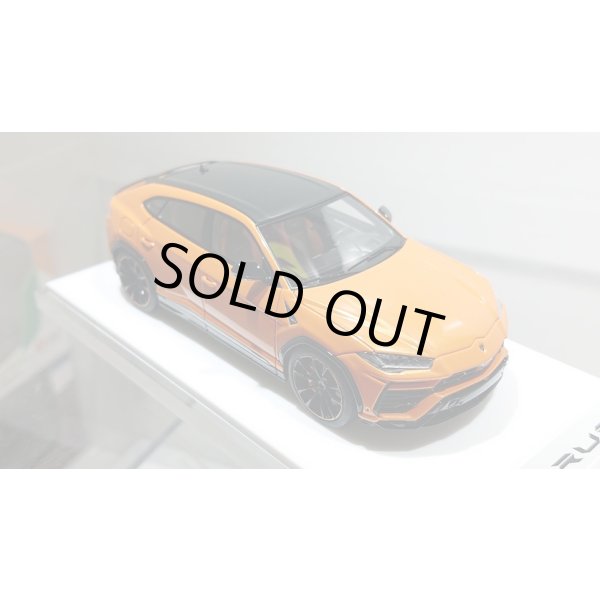 画像9: EIDOLON 1/43 Lamborghini URUS Pearl Capsule 2020 Arancio Borealis (Pearl Orange) (9)