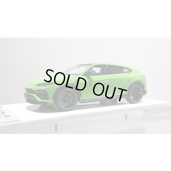 画像1: EIDOLON 1/43 Lamborghini URUS Pearl Capsule 2020 Verde Mantis (Pearl Green) Limited 80 pcs. (1)
